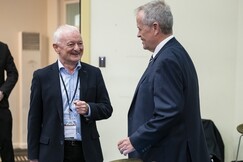 Political Conf Keynote Garvie 1 5977 (Large)